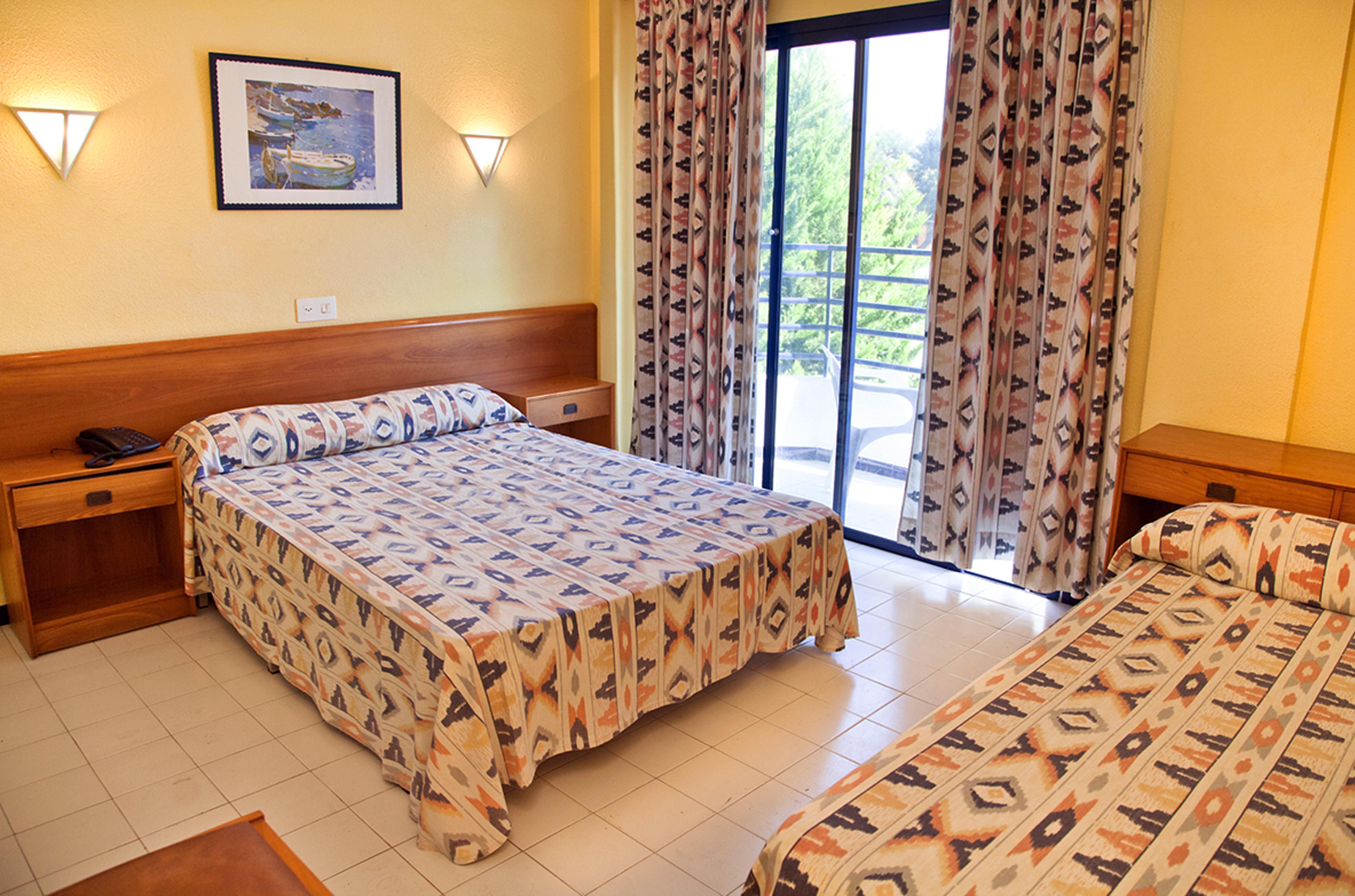 Hotel Vibra Isola - Adults Only Playa d'en Bossa Dış mekan fotoğraf