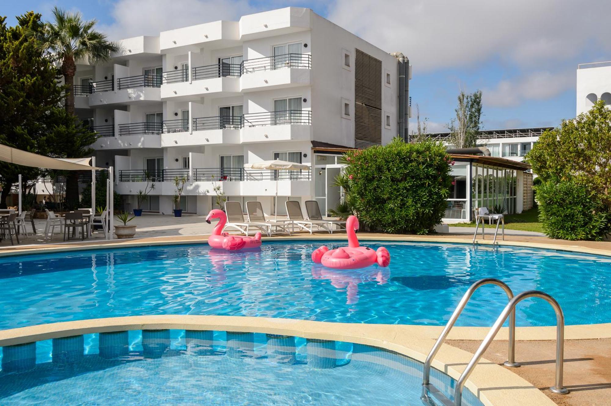 Hotel Vibra Isola - Adults Only Playa d'en Bossa Dış mekan fotoğraf
