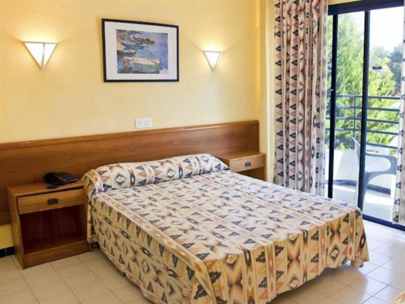 Hotel Vibra Isola - Adults Only Playa d'en Bossa Dış mekan fotoğraf