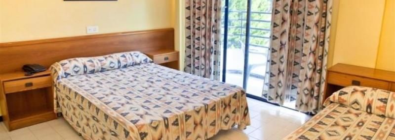 Hotel Vibra Isola - Adults Only Playa d'en Bossa Dış mekan fotoğraf