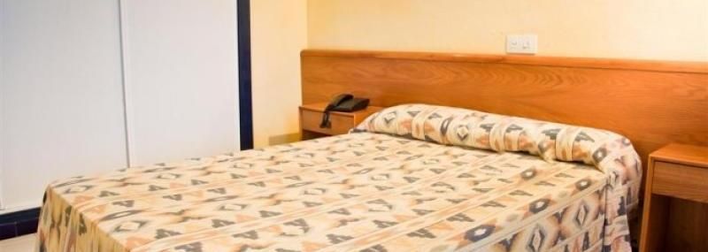 Hotel Vibra Isola - Adults Only Playa d'en Bossa Dış mekan fotoğraf